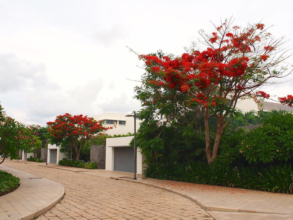 Sanctuary Residential Resort Community Вунгтау Экстерьер фото